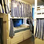 Grand Coconut Hostel *