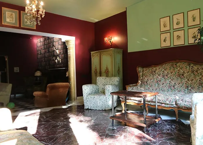 Grand Coconut Хостел Милан